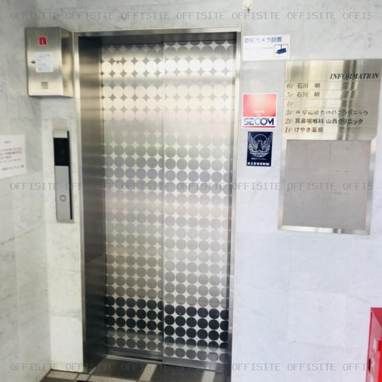 第一石川ビルのエレベーター