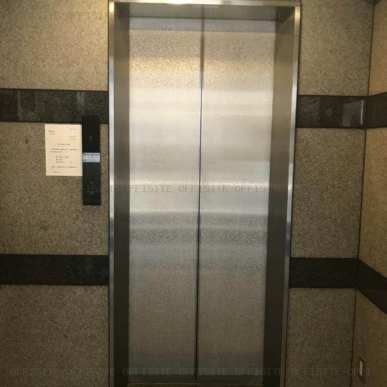 茅場町光ビルのエレベーター
