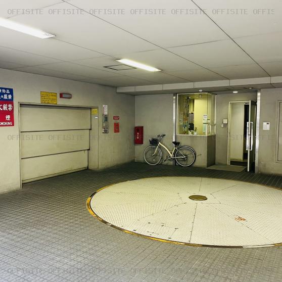 東信神田ＴＨビルの駐車場