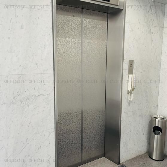 南池袋山本ビルのエレベーター