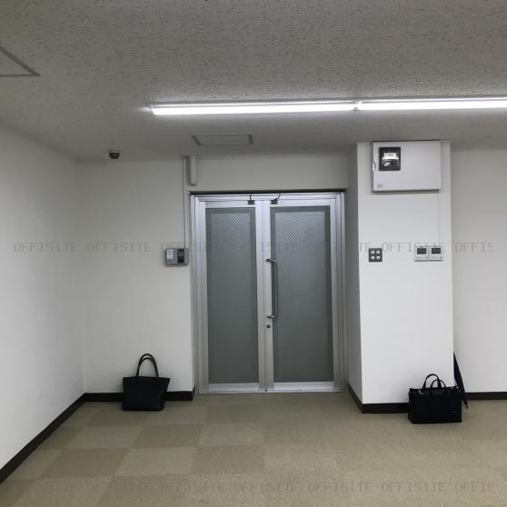 久田ビルの3階 貸室入口