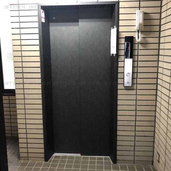 鈴木ハイツのエレベーター