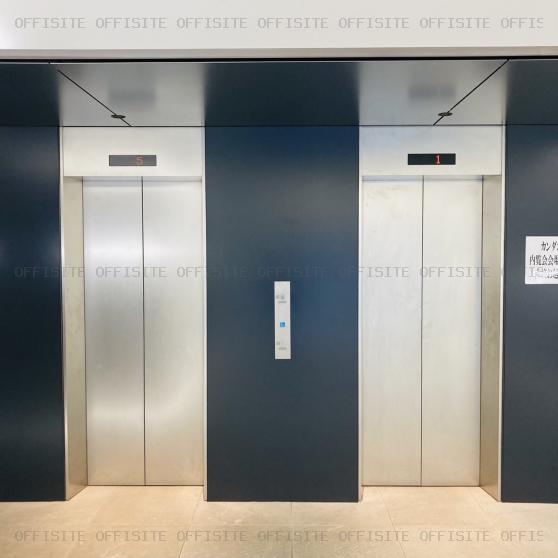カンダエイトビルのエレベーター