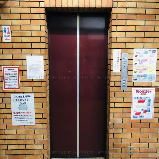新宿タウンプラザのエレベーター