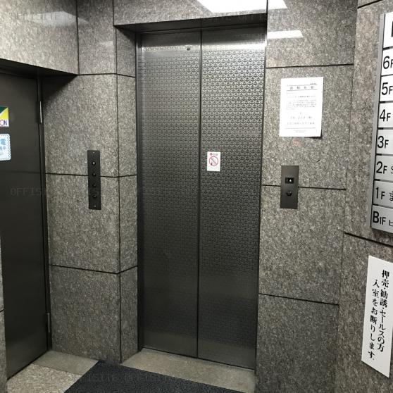 ＭＡＴＳＵＯＳＨＯＴＯ（松尾松濤）ビルのエレベーター