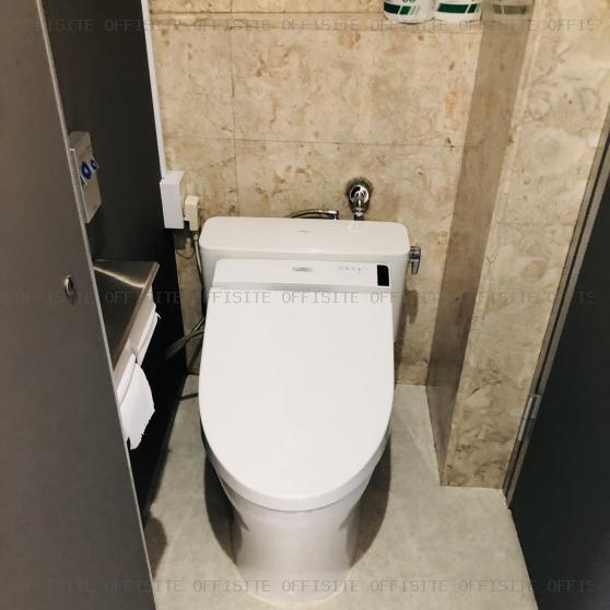 新宿ヒロセビルの10階　トイレ