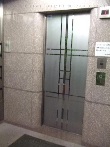 上海国際ビルのエレベーター