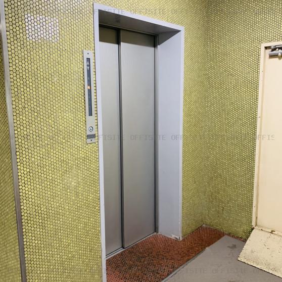 グリーンパークマンションのエレベーター