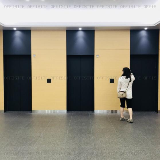 目黒東山ビルのエレベーター