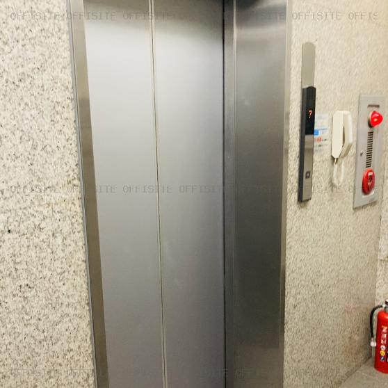 神田中央ビルのエレベーター