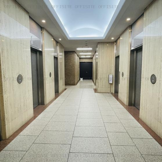 ｘＬｉｎｋ丸の内パレスフロント（岸本ビル）のエレベーターホール