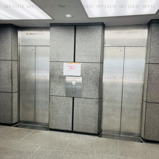 銀座東洋ビルのエレベーター
