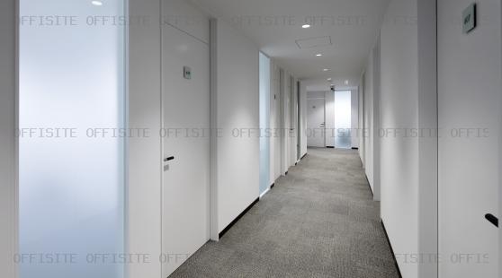 エキスパートオフィス新横浜（日総第１８ビル５～７階）の廊下