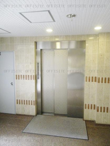 ラ・ネージュ小石川のエレベーター