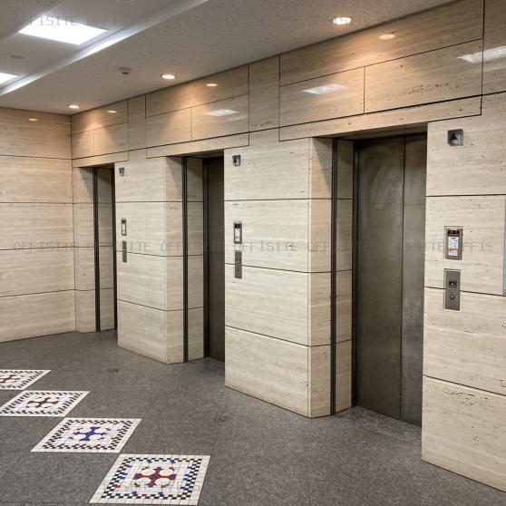 南麻布渋谷ビルのエレベーター