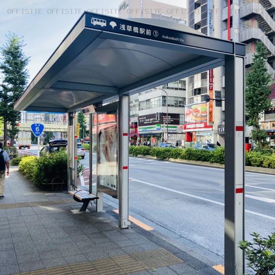 須賀ビルのバス停