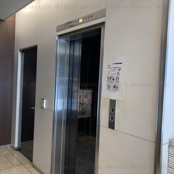 日本生命銀座ビルのエレベーター