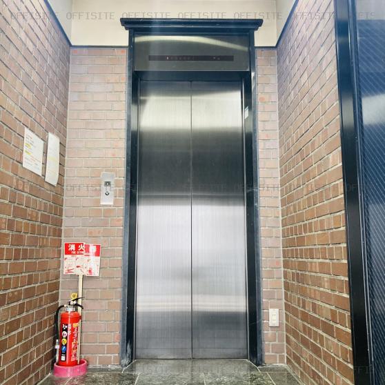 ラ・アルタ西麻布のエレベーター