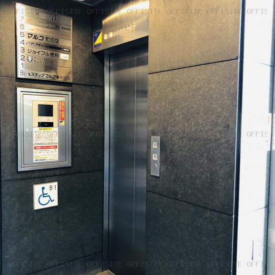 アズハーツ３３のエレベーター