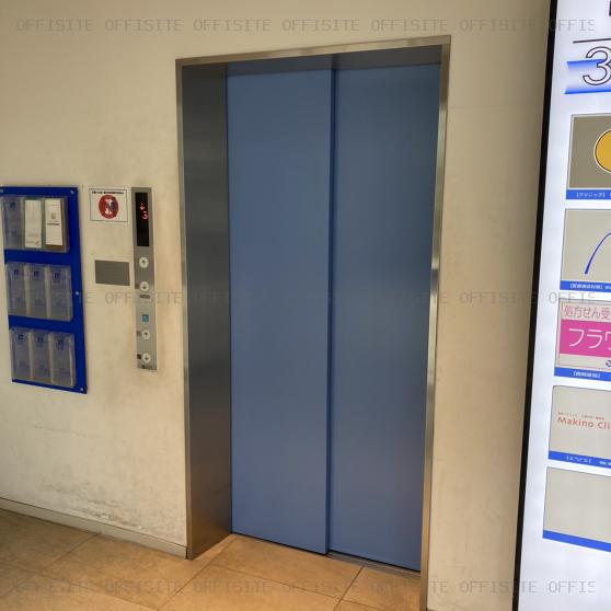 ＵＮＩＳＯＮＴＯＷＥＲ（ユニゾンモール東中野）のエレベーター