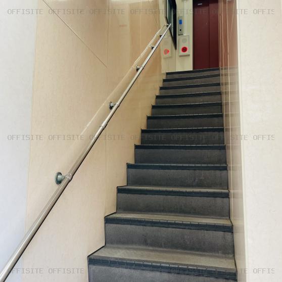 ＭＪ神田ビルの階段