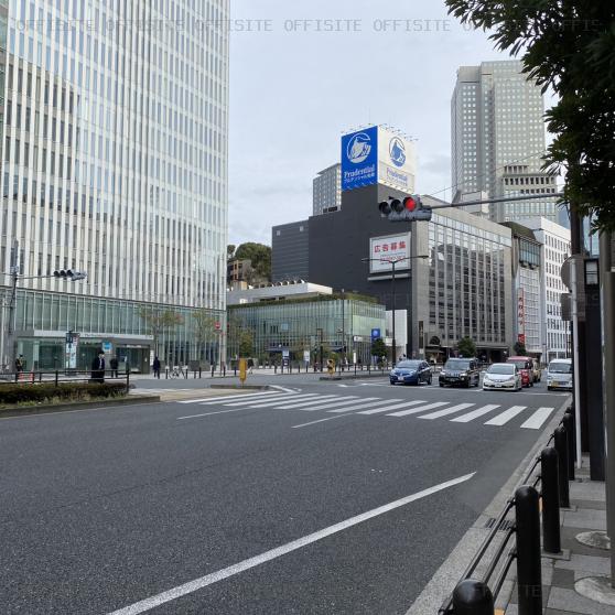 アパ赤坂中央ビルのビル前面道路