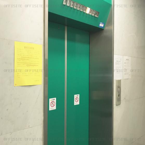 ハマダパークビルのエレベーター