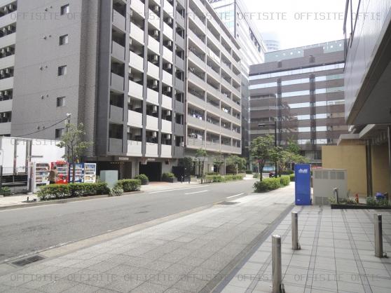 新横浜望星ビルのビル前面道路