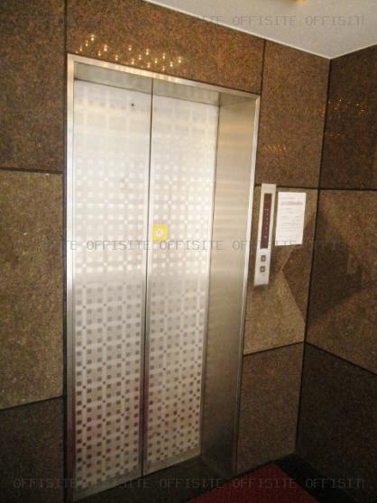 プラザ荻野ビルのエレベーター