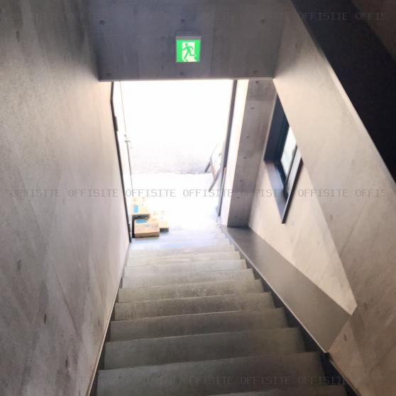 亀有５丁目貸事務所の階段
