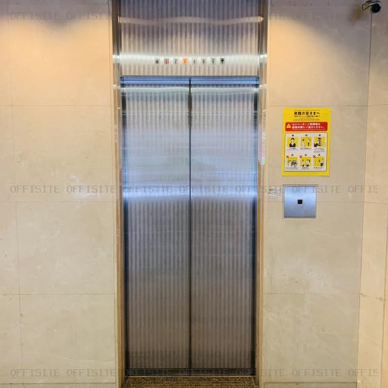 平河町貝坂ビルのエレベーター