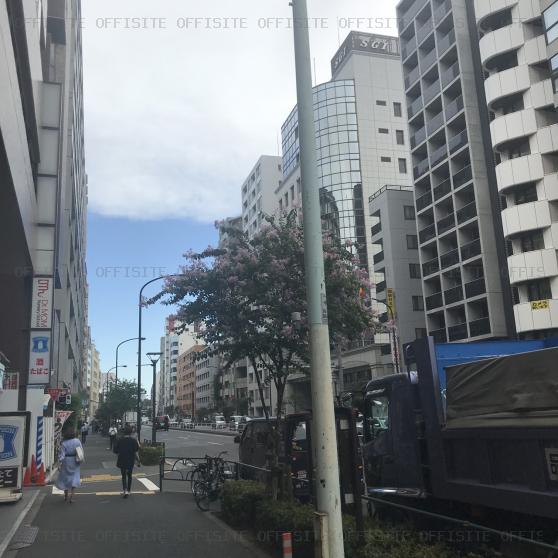 渋谷ビルのビル前面道路