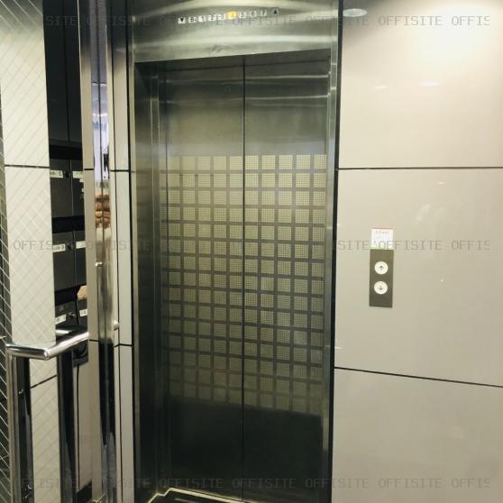 日宝神田淡路町ビルのエレベーター