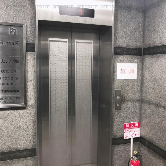 新町芳野ビルのエレベーター