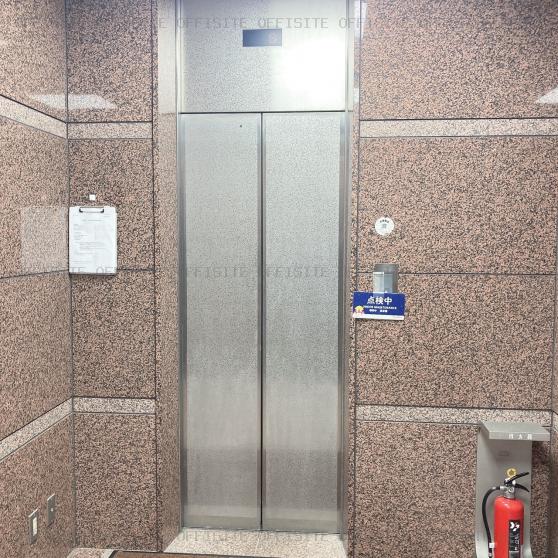 笹尾ビルのエレベーター