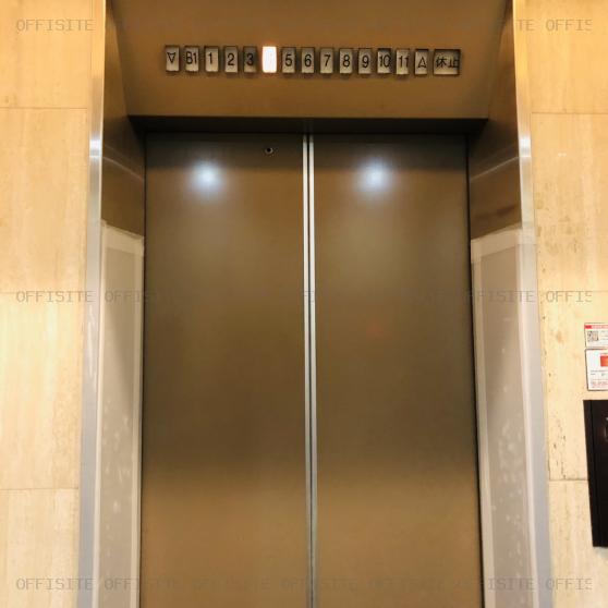 タムラビルのエレベーター