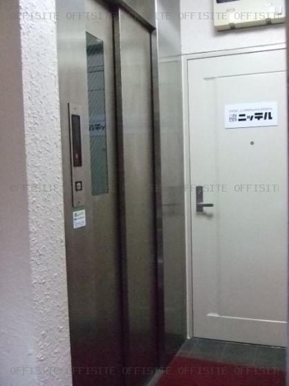 大貫ビルのエレベーター