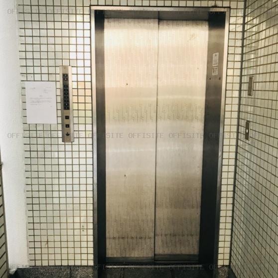 ジュネパレス葛飾第１のエレベーター
