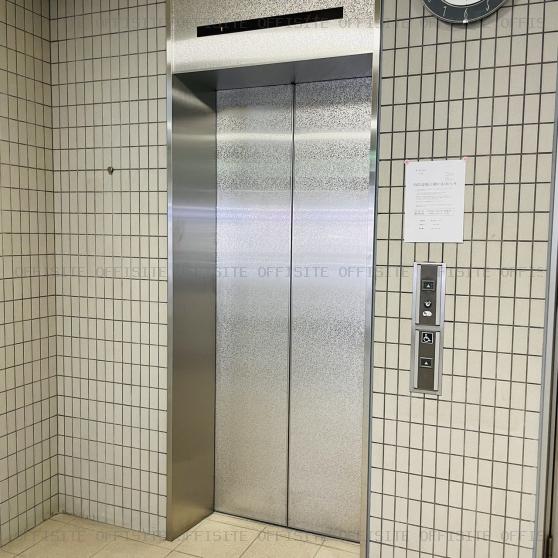 ケイ・ビルディングのエレベーター