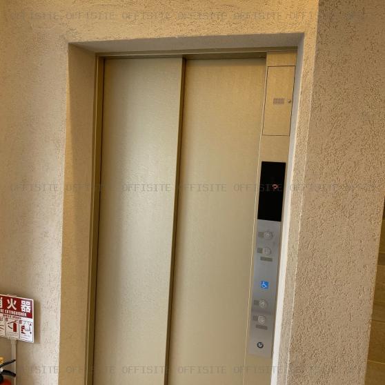 Ｙ.Ｃ 表参道ビルのエレベーター