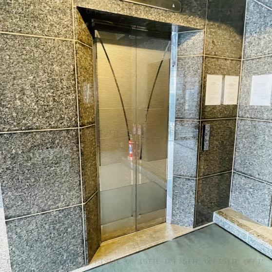 芝マツオビルのエレベーター