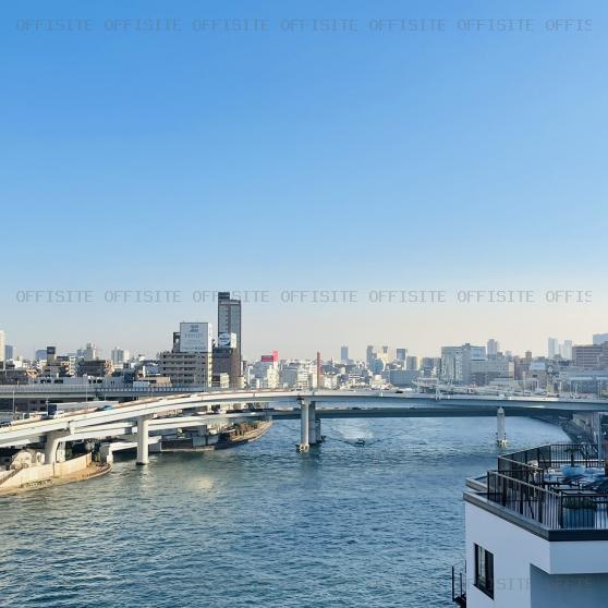 クロスシー東日本橋の屋上テラスからの眺望