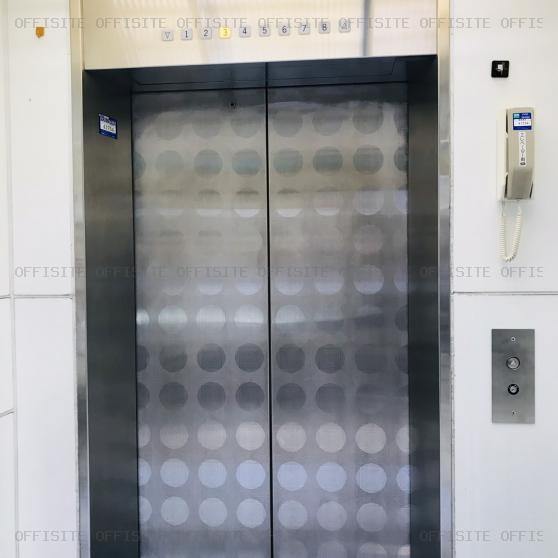 赤坂サントミビルのエレベーター