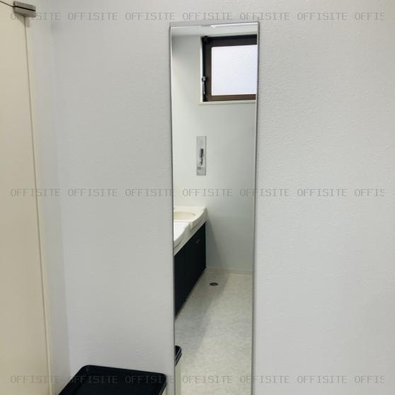 西新宿松屋ビルのトイレ