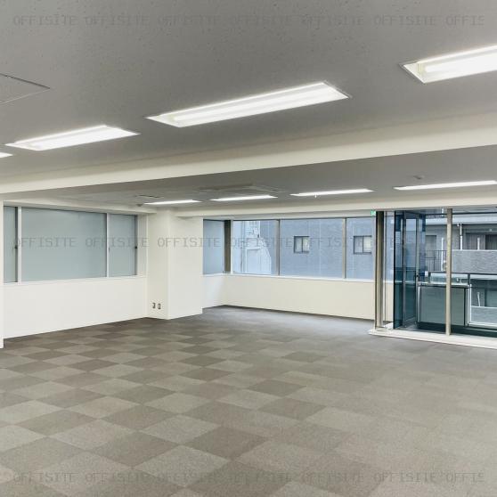 フォンターナ新横浜の基準階室内