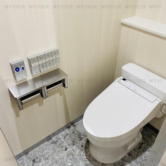 Ｌ.Ｂｉｚ日本橋の基準階　女子トイレ