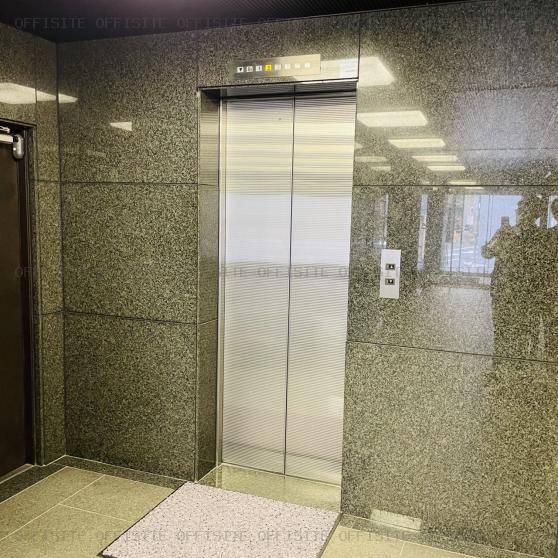 平河町共和ビルのエレベーター