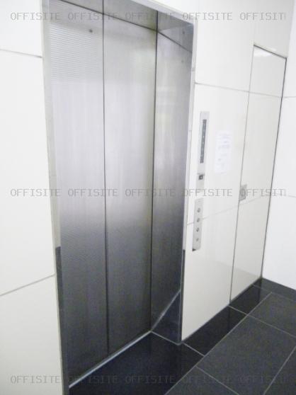 正進社ホールディングスビルのエレベーター