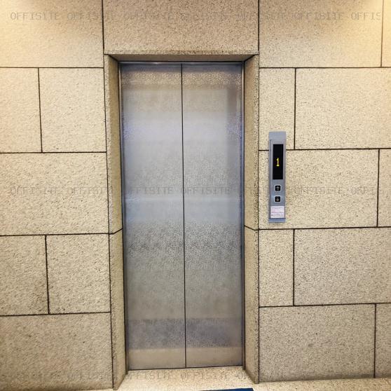 赤坂光洋ビルのエレベーター