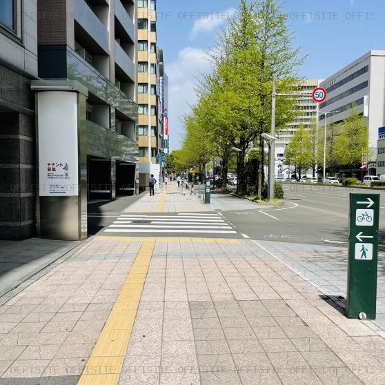 ＨＦ仙台一番町ビルディングの前面歩道